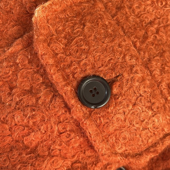 Fall jacket. Whool style polyester. Perfect for Fall time. - Picture 4 of 4